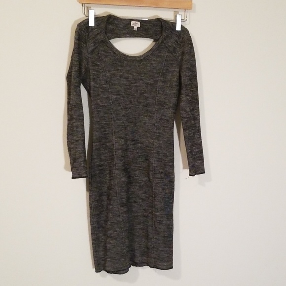 Aritzia Dresses & Skirts - Aritzia Wilfred open back bodycon dress